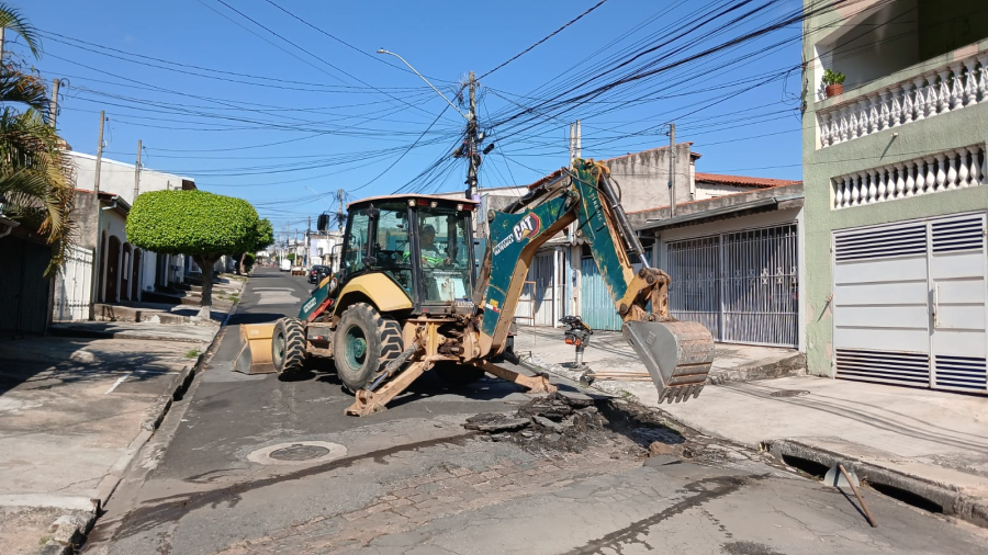 Prefeito Rodrigo Manga retoma cargo e inicia força-tarefa de manutenções e limpeza em vários bairros de Sorocaba
